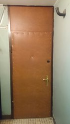 Металлическая входная дверь с дверной коробкой